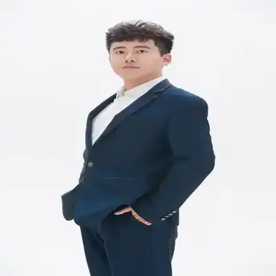 吕小宸